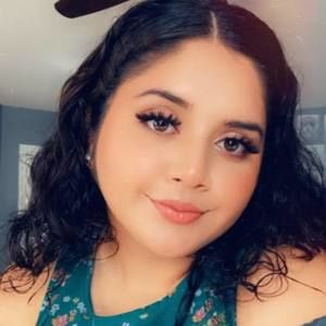 Meet your Posher, Jasmin